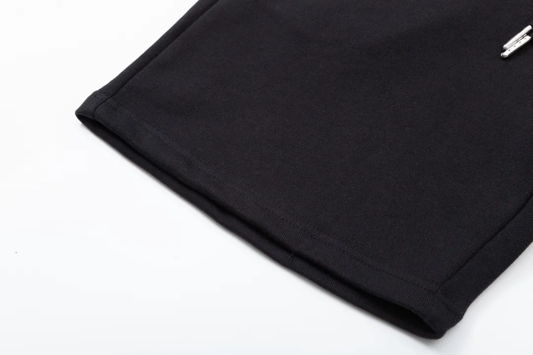 BURBERRY Classic Lo GO 、 Quality 、 、 Breathable Same Style ：Black Sizes： XS Ｓ Ｍ L